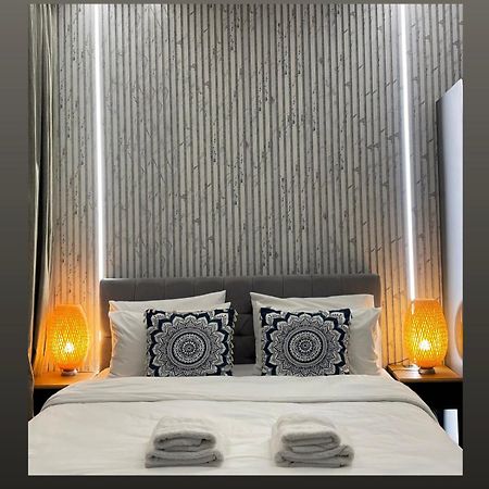 Arame Luxury Apartments เอเธนส์ ภายนอก รูปภาพ
